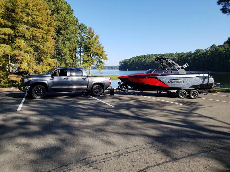 Leveling kit vs Lift Kit Trailers & Tow Rigs Leveling kit vs Lift Kit Trailers & Tow Rigs